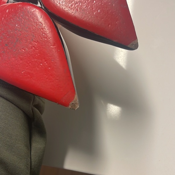 CHRISTIAN LOUBOUTIN - Picture 8 of 13
